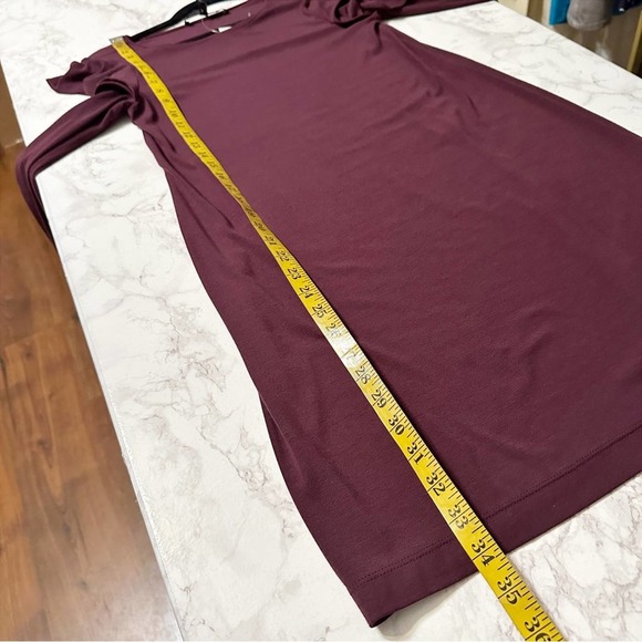 WHBM Long Sleeve Ruffle Cold Shoulder Sheath Dress Women’s Size XS NEW Cabernet - Picture 8 of 9